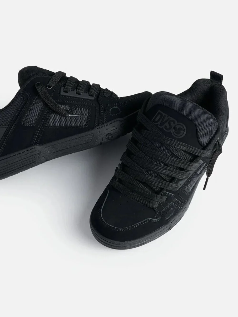 DVS Shoes Comanche in Black / Black, Size 6.5